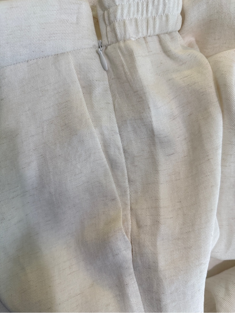 Linen-blend Mid Rise Wide Leg Pleated Pant - Picture 4 of 5